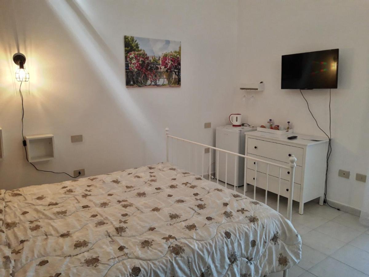 Agriturismo Il Cipresso Vada Bagian luar foto